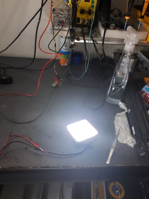 Proiectoare auto cu bec LED , pentru autoturisme, SUV-uri,  set 2  buc