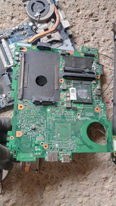 Продава се лаптоп