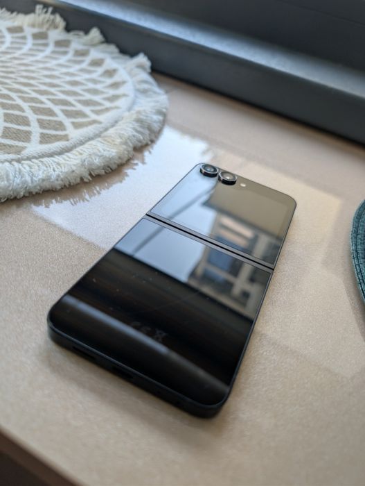 Samsung Galaxy Z FLIP7 FE