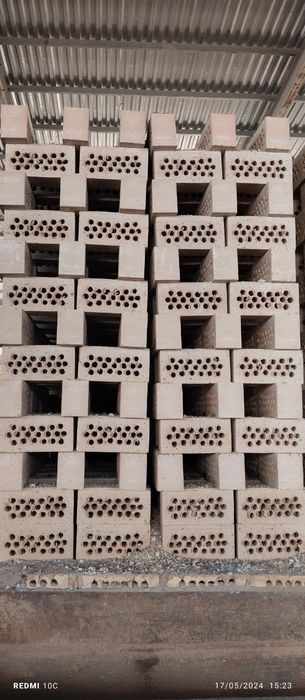 Termo gʻisht dastafka bor