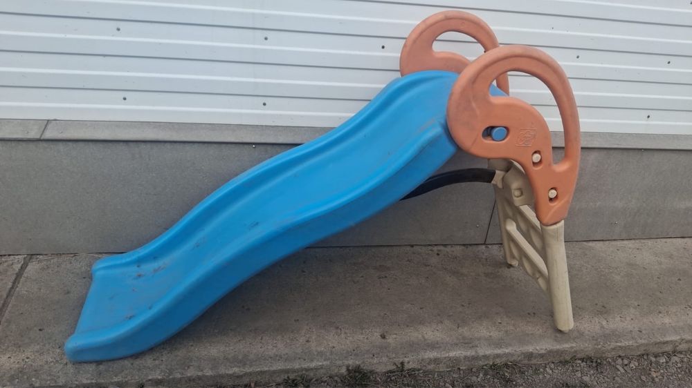 Продам детскую горку