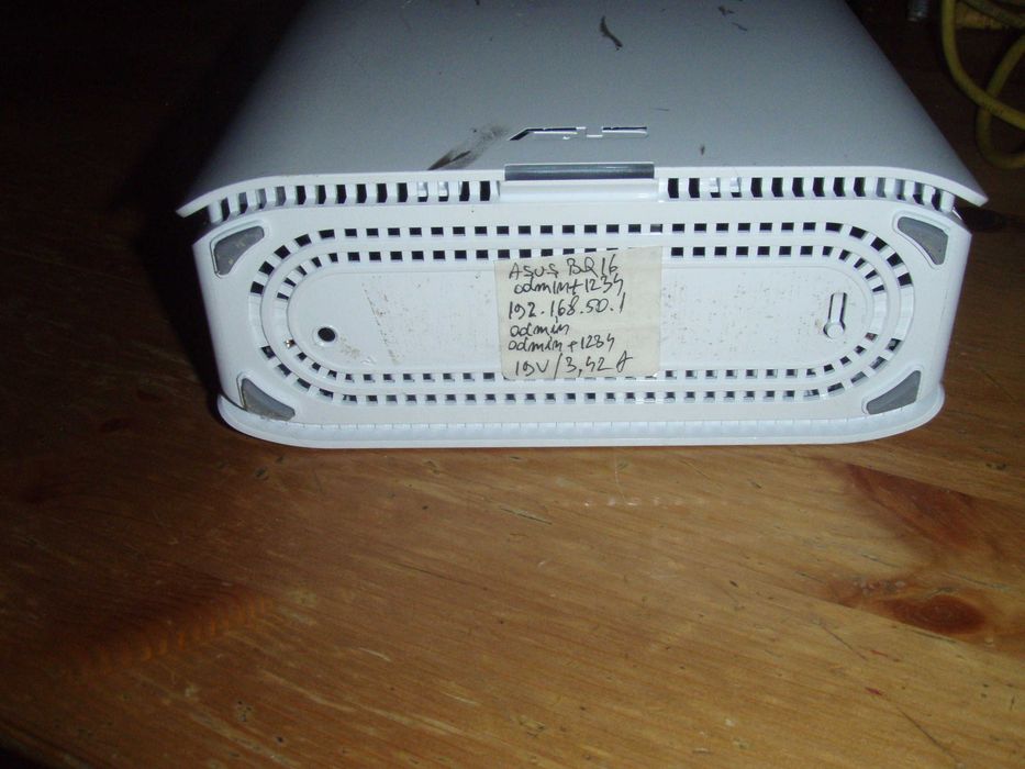 Router mesh wifi 7 Asus ZenWifi BQ16 B2500 quad band