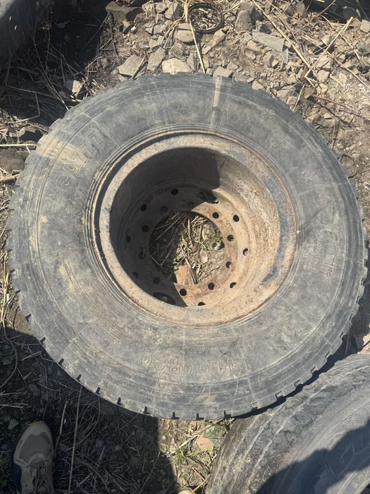 Колесо на Камаз 11 r20