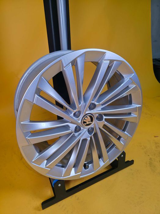 1 Janta Aliaj 5x112 19'' - OEM Skoda Superb8J ET 44 COD 3P0601025