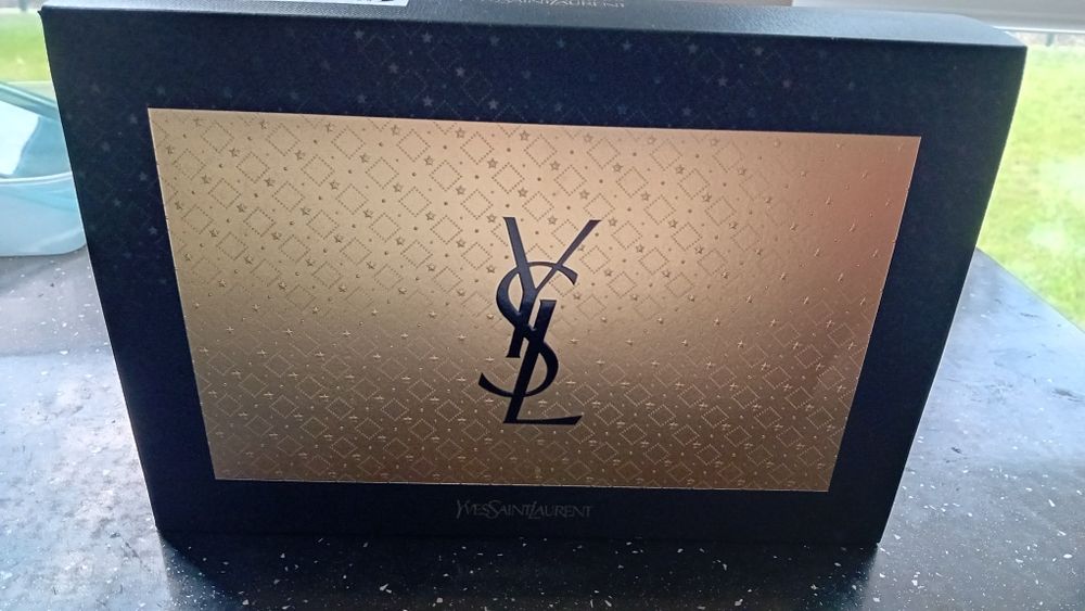 Black Opium Yves Saint Laurent nou set parfum 50 ml