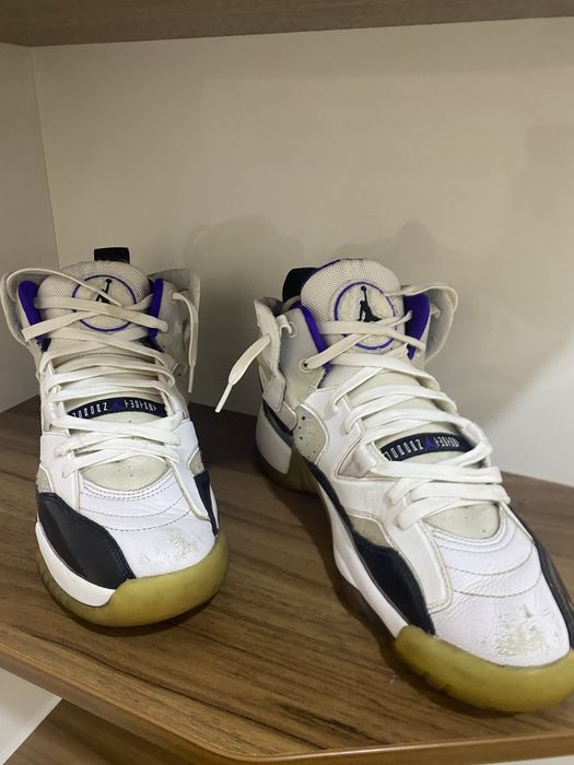 Кроссовки jordan оригинал р. 42,5 17000 б/у