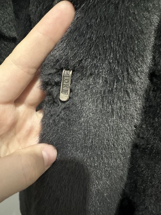 шубка темно синего цвета