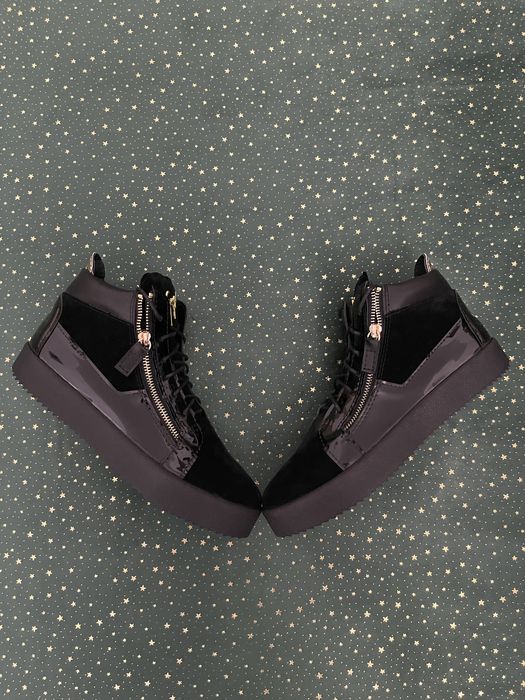 Giuseppe Zanotti Kriss Velvet Mid - Premium Quality , Material Catifea