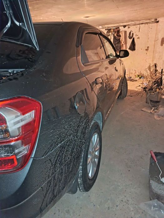 Коболт сотилади турган машина ко́п хайдалмаган гениралка берилади.