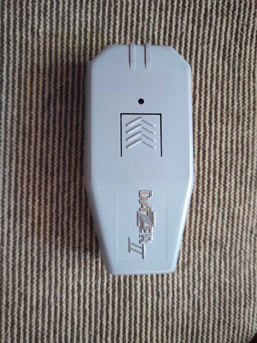 Dazzer II - ултразвуков уред за защита от кучета