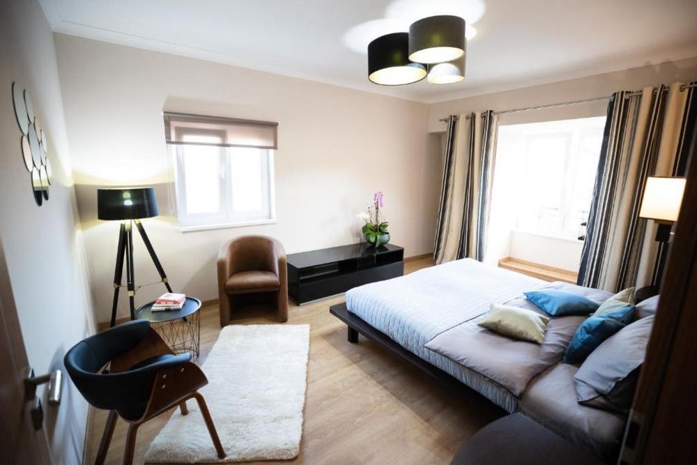 Apartament de inchiriat Pentru Electric Castle super pret 100€ / noapte si Untold Apartament 3 camere zona Andrei Muresanul
