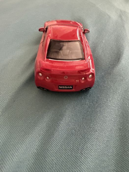 Количка Nissan GTR Bburago