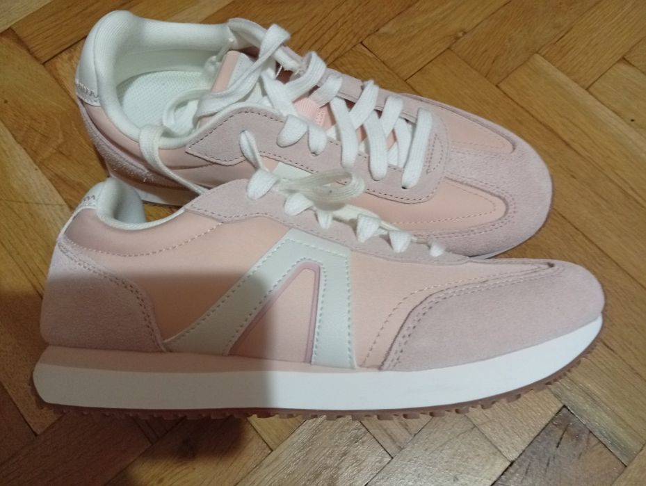 Дамски маратонки Clarks