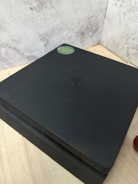 Приставка игровая Sony PS4 Slim