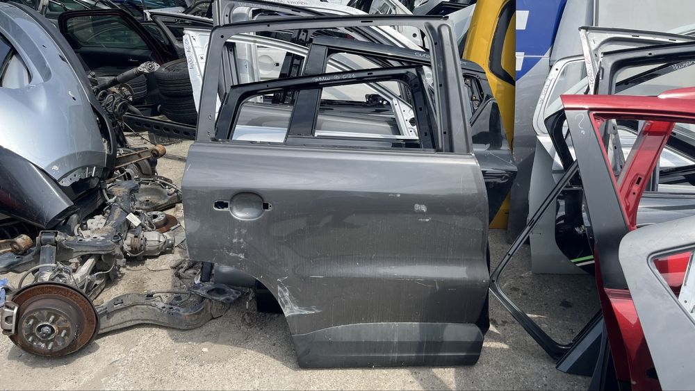 2 броя задна лява и 1 брой предна лява врата VW Tiguan 2007-2016