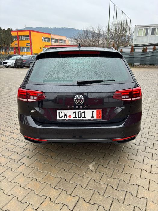 Volkswagen Passat 2022