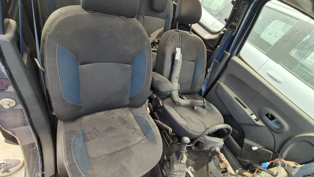 Ușa faruri bara capota lonjeron trager uși dacia Lodgy compresor logan