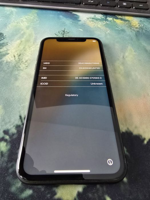 iPhone 11 128GB  79%baterie