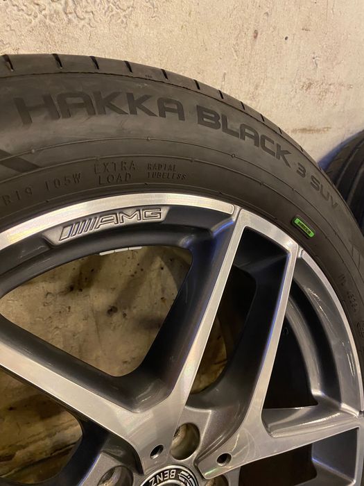 Roti de vara in doua latimi Glc AMG 235/55/19 si 255/50/19