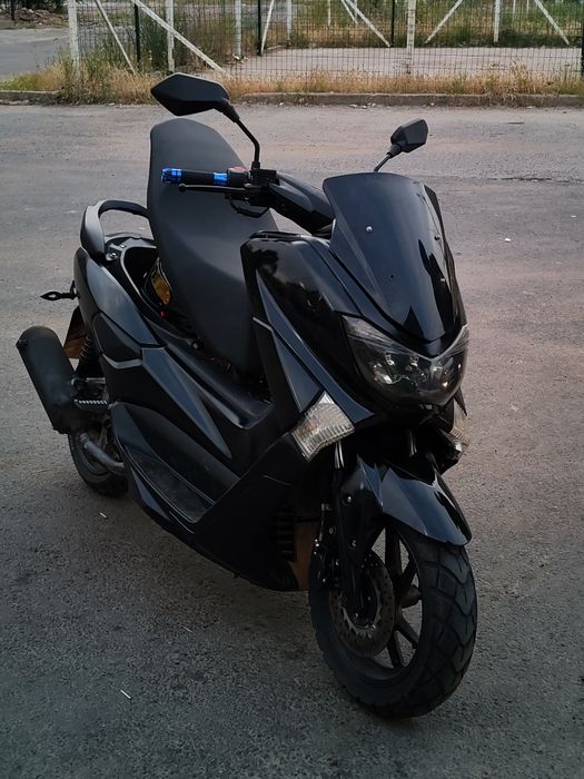 Скутер Yamaha n max