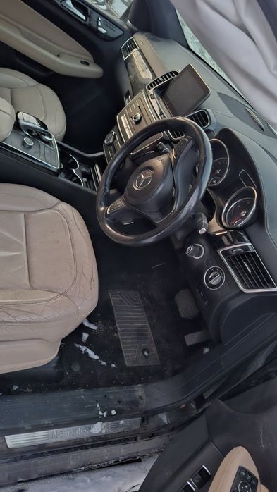 Dezmembrez mercedes gls, an 2017, x166, motor 3.0 euro 6
