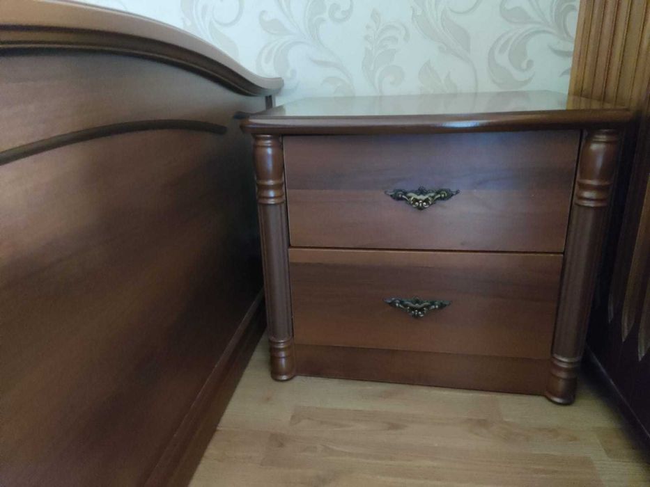 Продам кровать полуторку