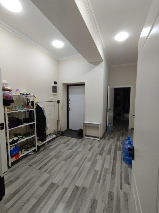 ул. Асака, Дархан, метро Хамид Алимжана Площадь: 91 м² евро ;