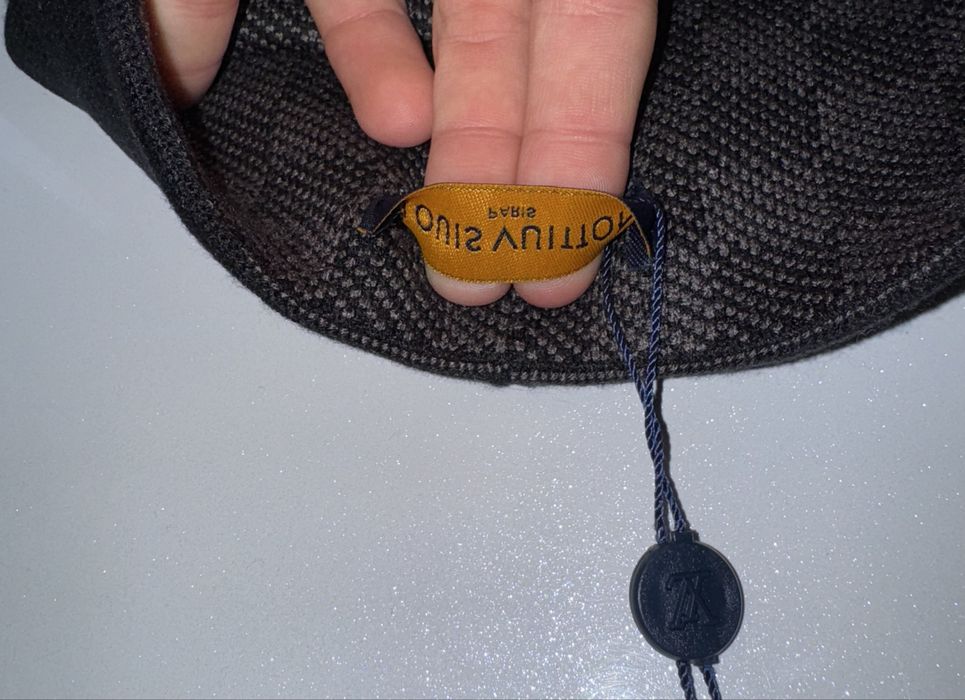 Caciula Louis Vuitton