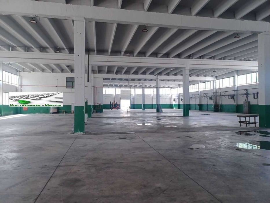 Дава се под наем Склад в Асеновград - 1700 кв.м за 3570 € - Снимка #3