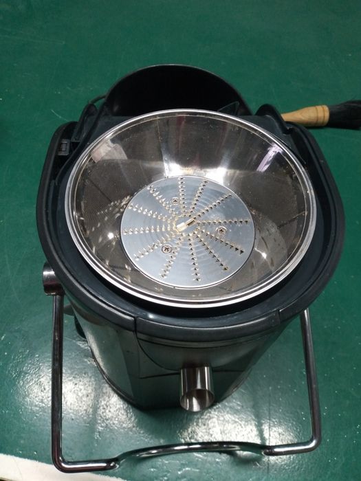 Соковыжималка б/у Скарлет