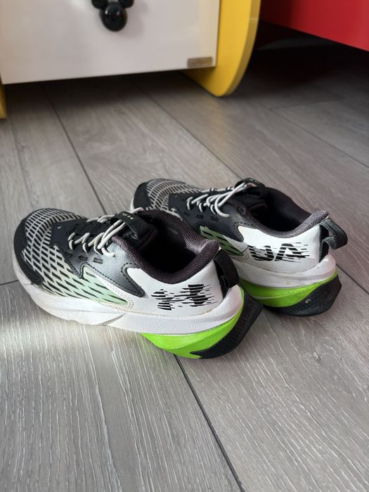 Детски маратонки under armour