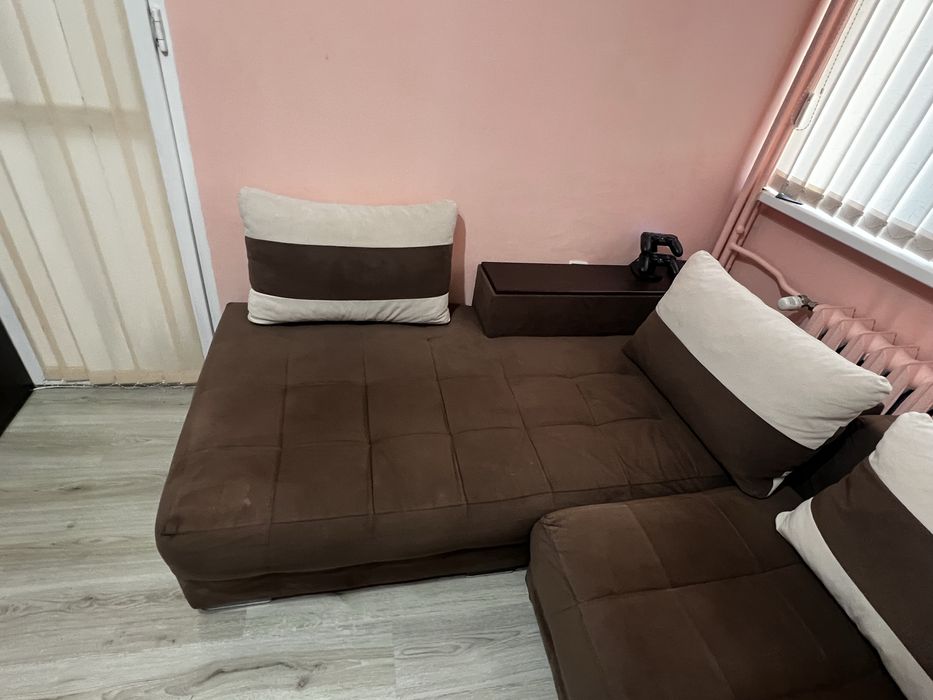 Голям ъглов диван с ракла и функция сън, ляв ъгъл