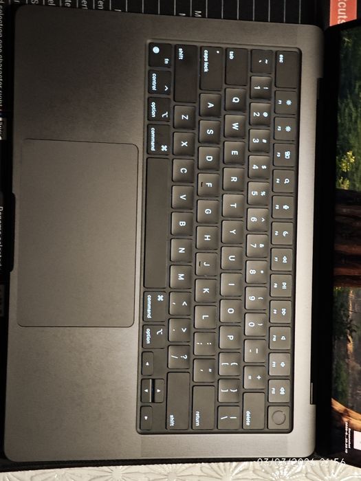 Apple MacBook Pro 14'' M4, 16GB RAM, 512GB SSD Black, 100% батерия