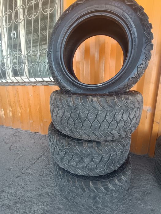 Продам резину 305/55/20 LT грязевой