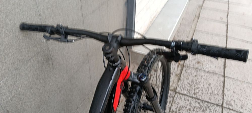 Trek  алуминиево колело 29 цола S размер