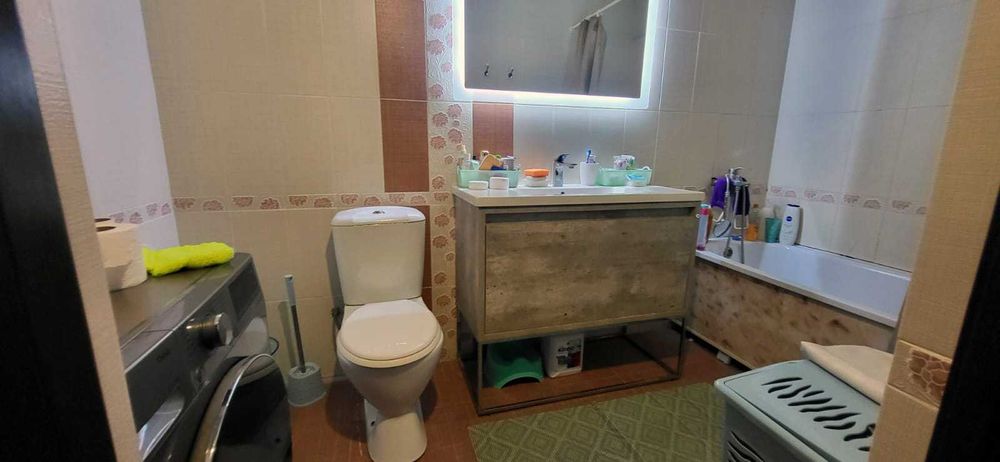 Сдам в аренду котедж 6 комн