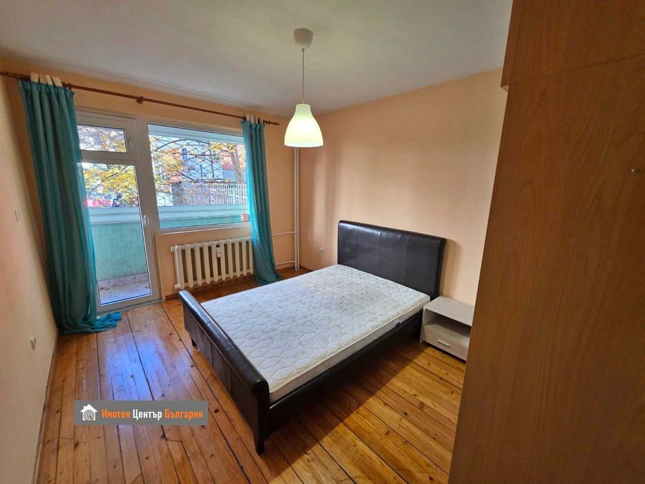 Дава се под наем Тристаен апартамент в София, Студентски град - 85 кв.м за 765 € - Снимка #3