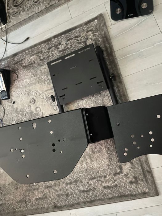 Vând volan gaming PXN V99 ca nou