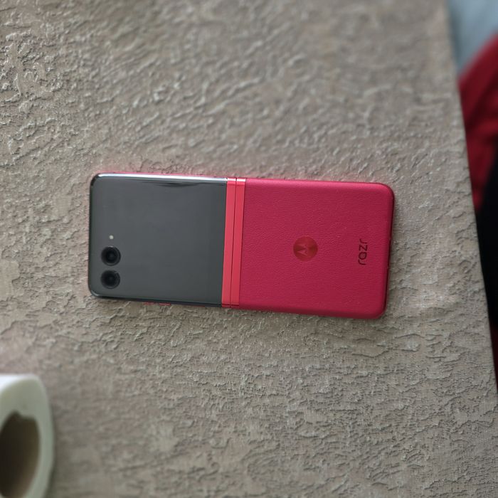 Моторола RAZR 60 Ultra