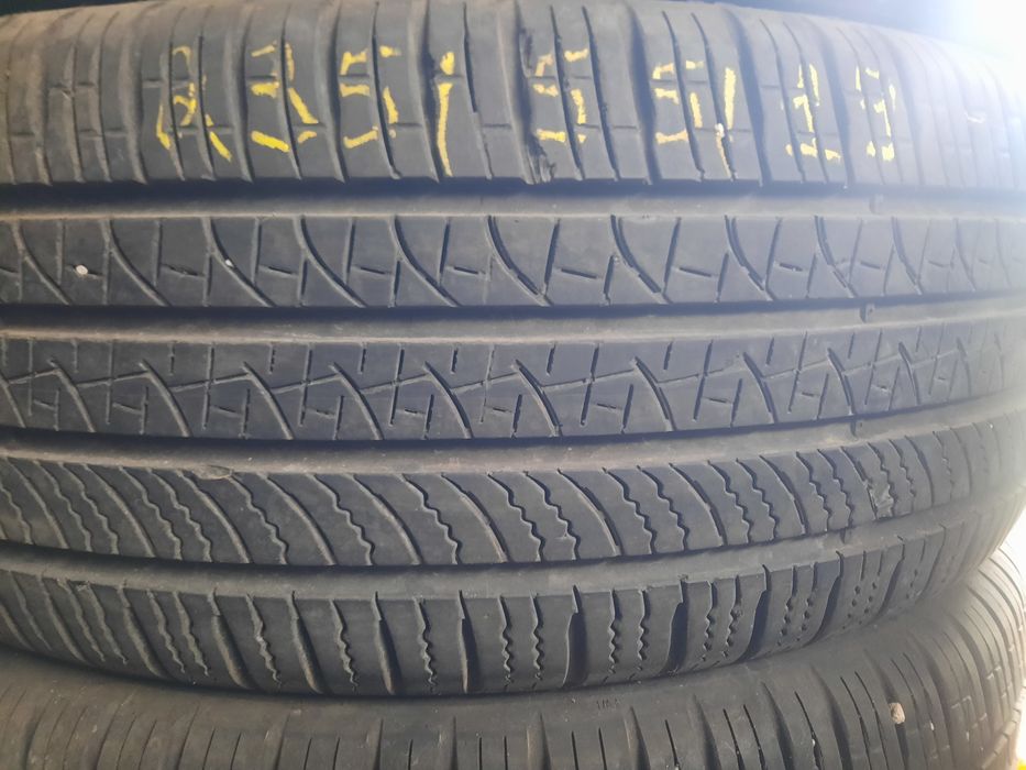 235/50/19;235/55/19 и 245/45/18  Всесезонни Гуми с борд