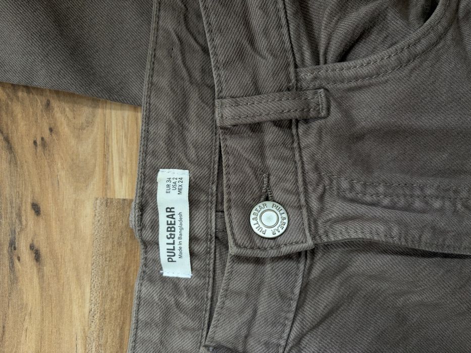 Cargo панталони, Pull and Bear