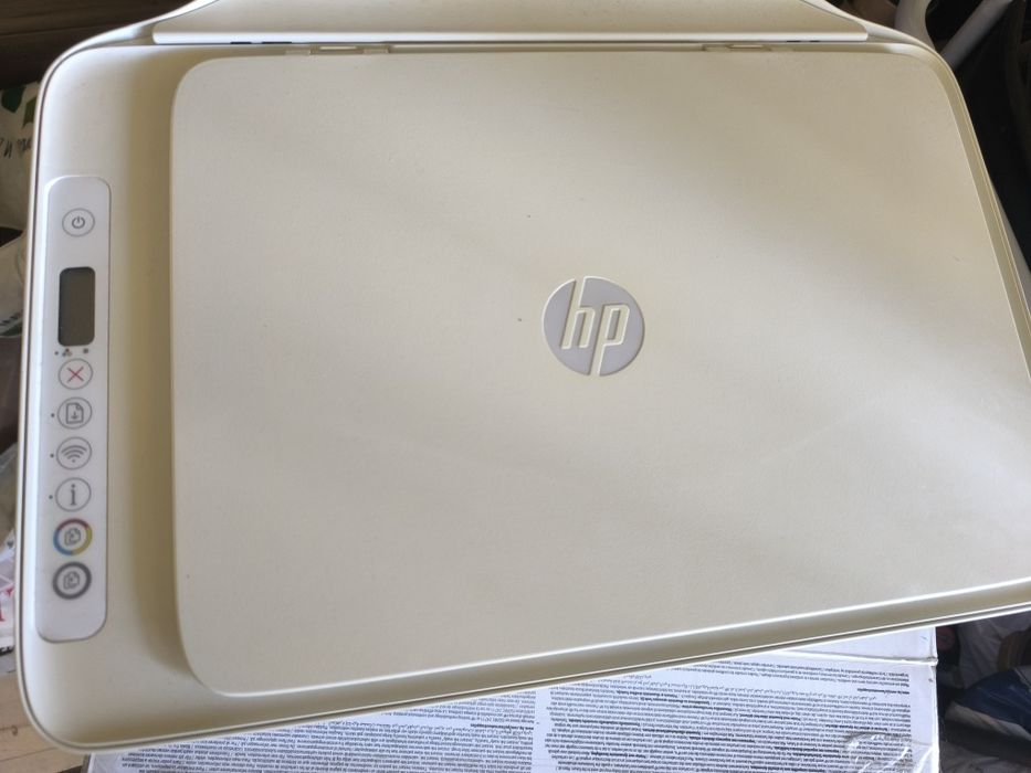 Принтер HP DeskJet 2724 със скенер, A4, цветен, с дисплей и WiFi