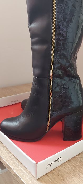 Дамски ботуши  LORIBLU