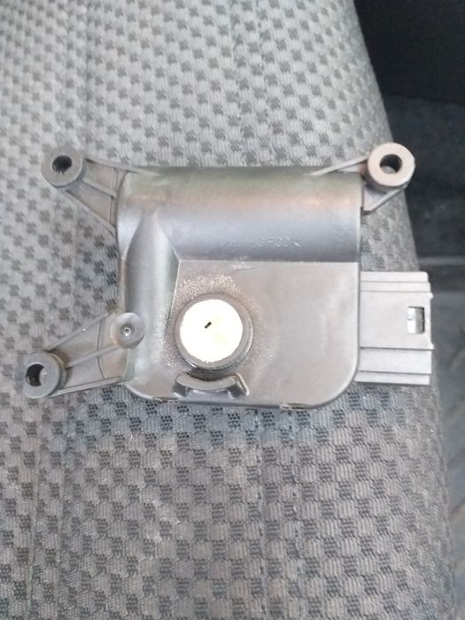 Vind motoras v159 in stare buna de funcționare,este dat jos din dezmem