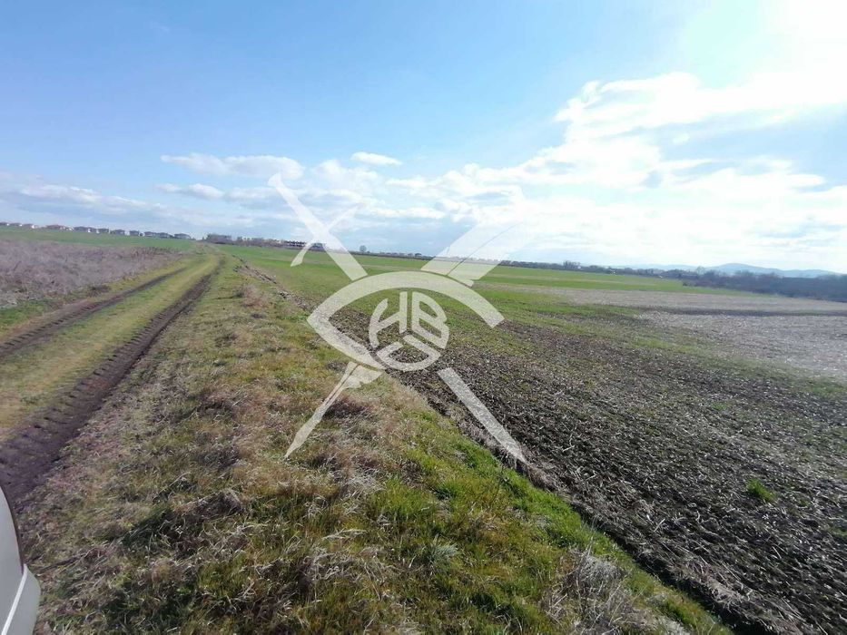 Продава се Парцел в Поморие - 2400 кв.м за 63 €/кв.м - Снимка #1