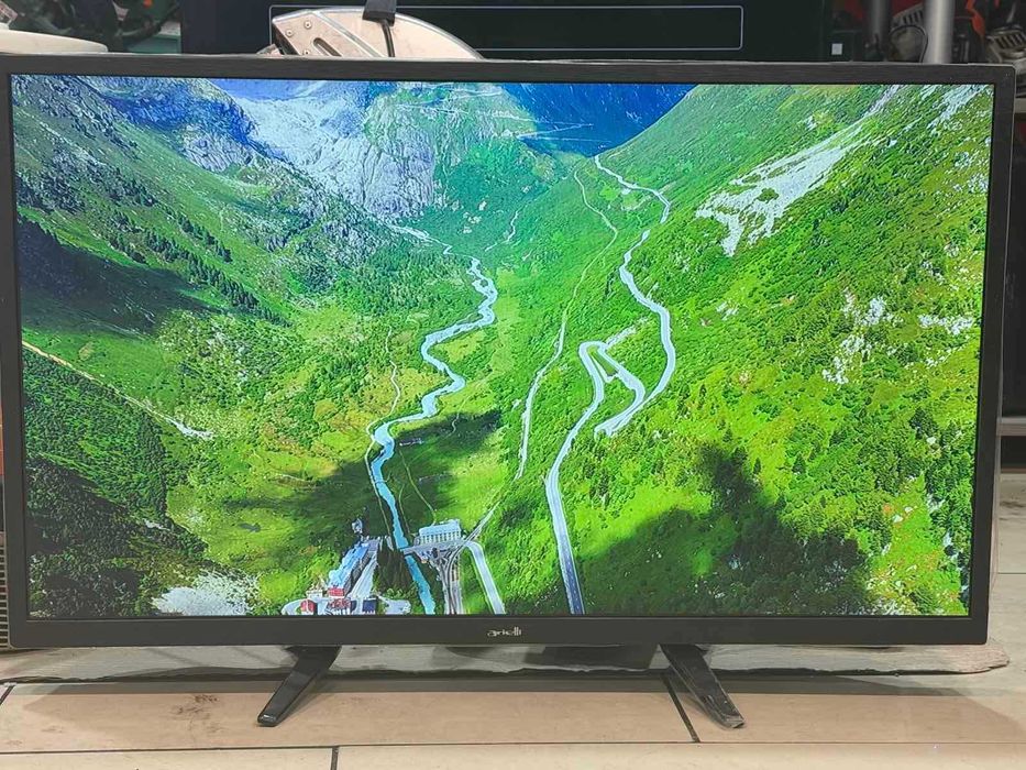 Телевизор ARIELLI LED-32S214T2
