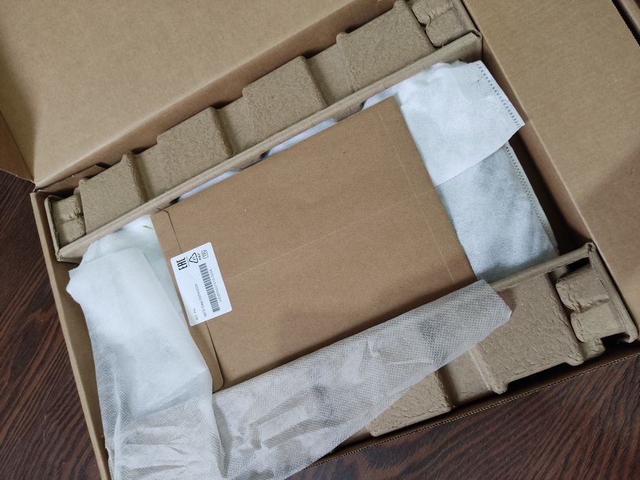 Acer i 5 holati yangi ishlatilmagan