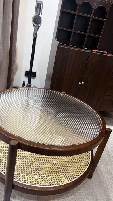 Журнальный столик