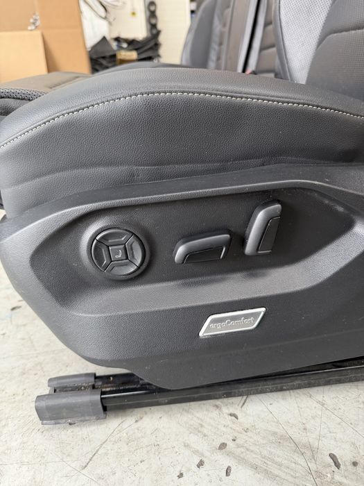 scaune interior touareg cr7 2018+