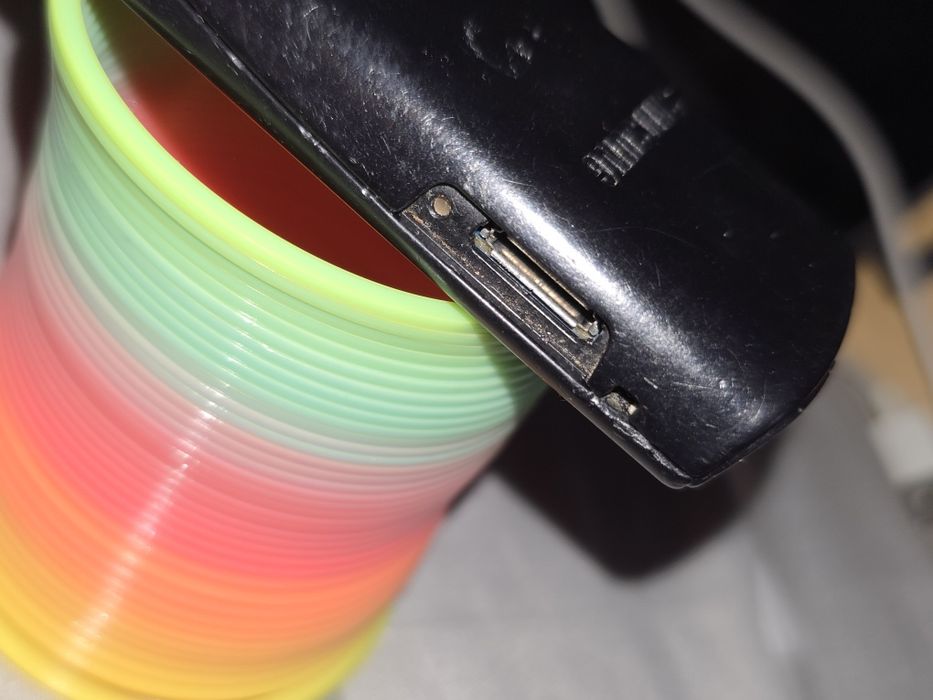 Vand un device cu 2G